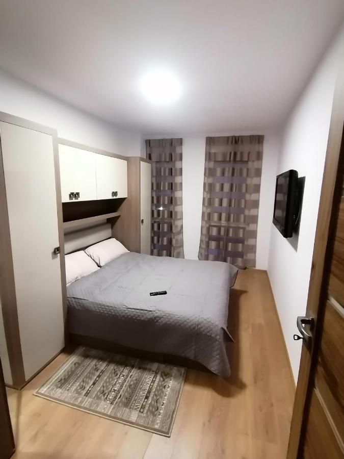 Apartman Sarah Leilighet Oradea Eksteriør bilde